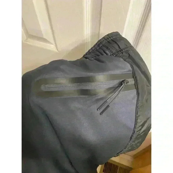 Reebok Training Pants NEW-2X - Picture 3 of 3